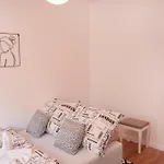 Riverside - - Cozy Apartamento Győr