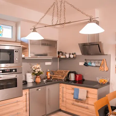 Apartment Riverside - - Cozy