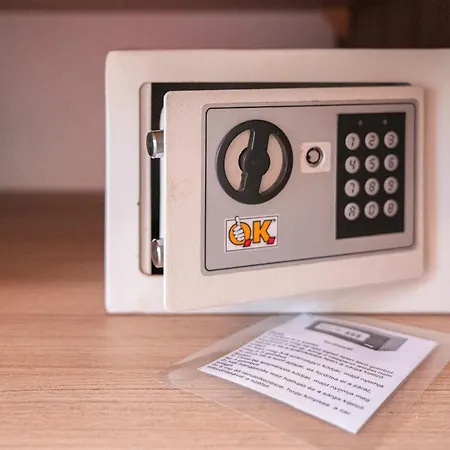 Riverside - - Cozy * Ujtelep